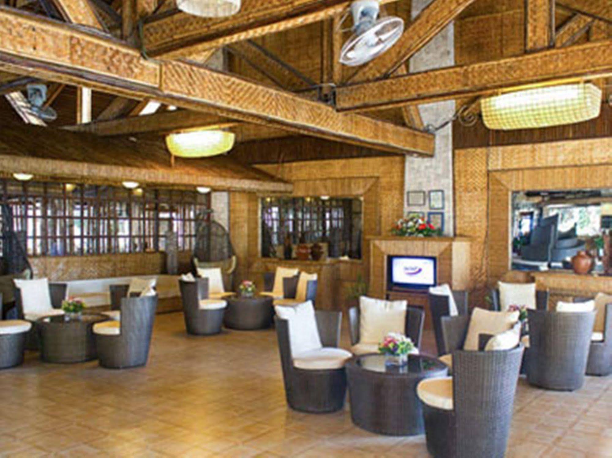 Matabungkay Beach Hotel ليان المظهر الخارجي الصورة
