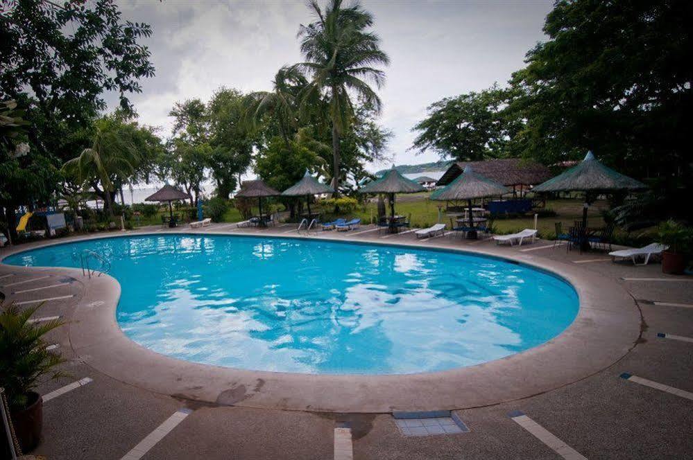 Matabungkay Beach Hotel ليان المظهر الخارجي الصورة